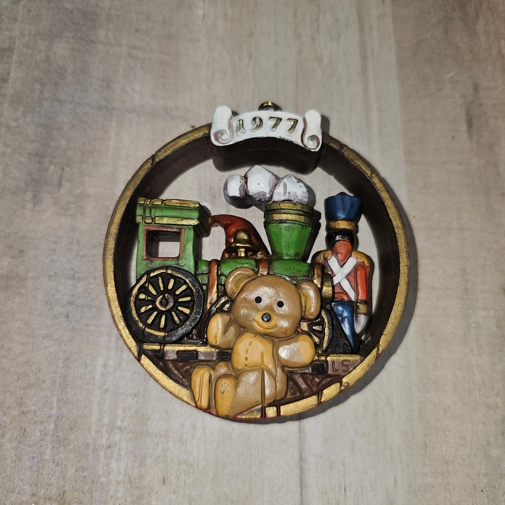 Vintage 1977 Hallmark Nostalgia Tree-Trimmer Ornament Train Teddy Bear Soldier - Picture 2 of 6